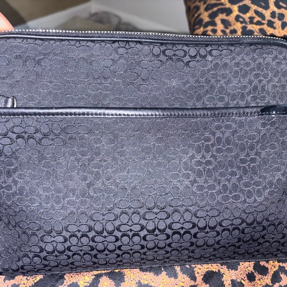 Vintage coach pouch - Picture 3 of 4